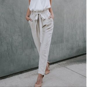 BRAND NEW. NEVER WORN. LINEN PANTS